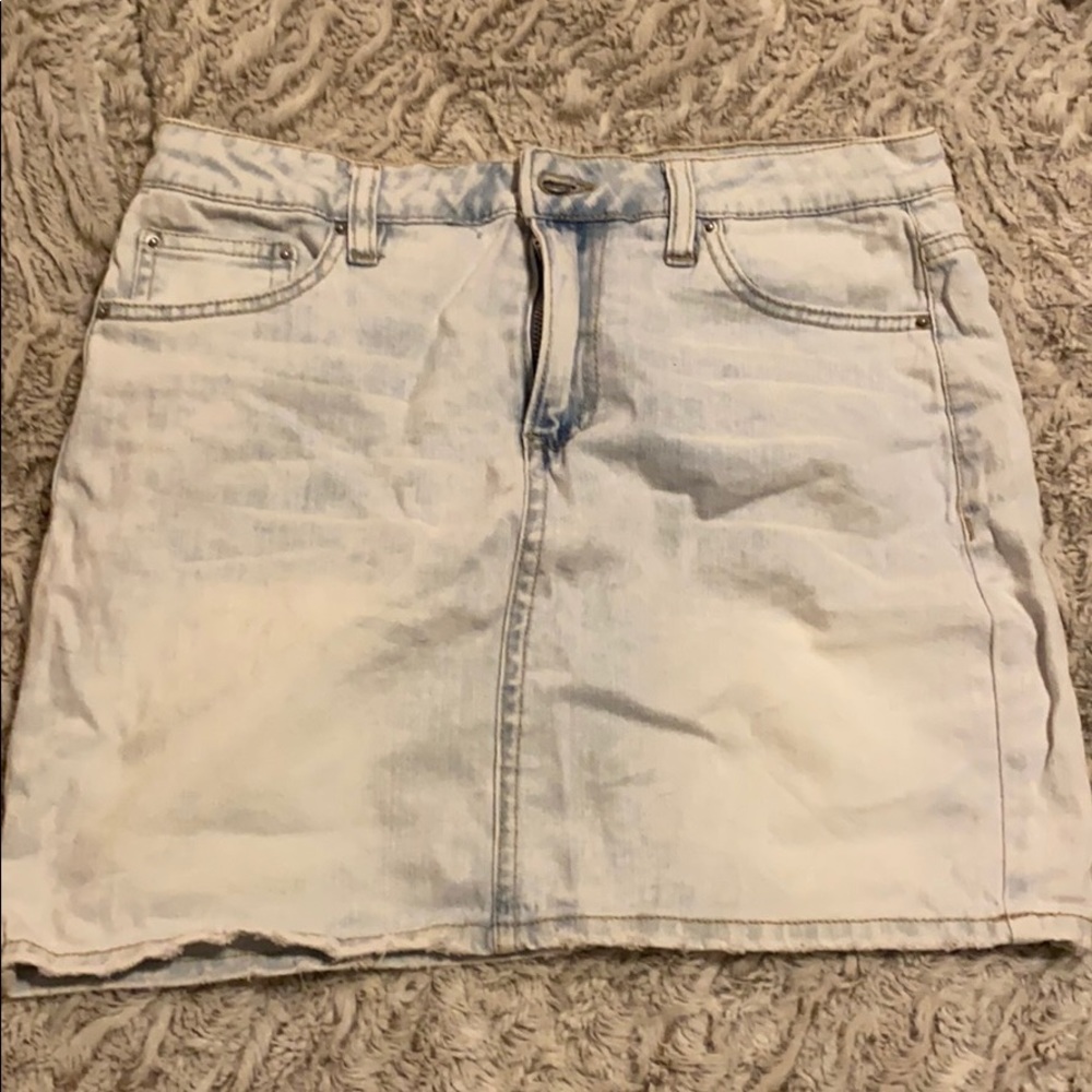 Light wash denim skirt
